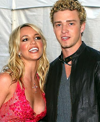 justin timberlake and britney spears kissing. Be Me by Britney Spears.