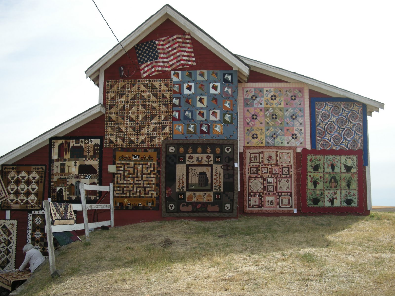 Quilty Folk Buggy Barn Quilt Show