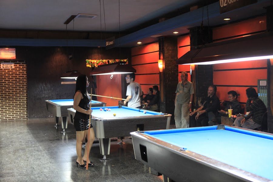 Klab Sentral Billiard Bandung Jakarta100bars Nightlife Reviews Best