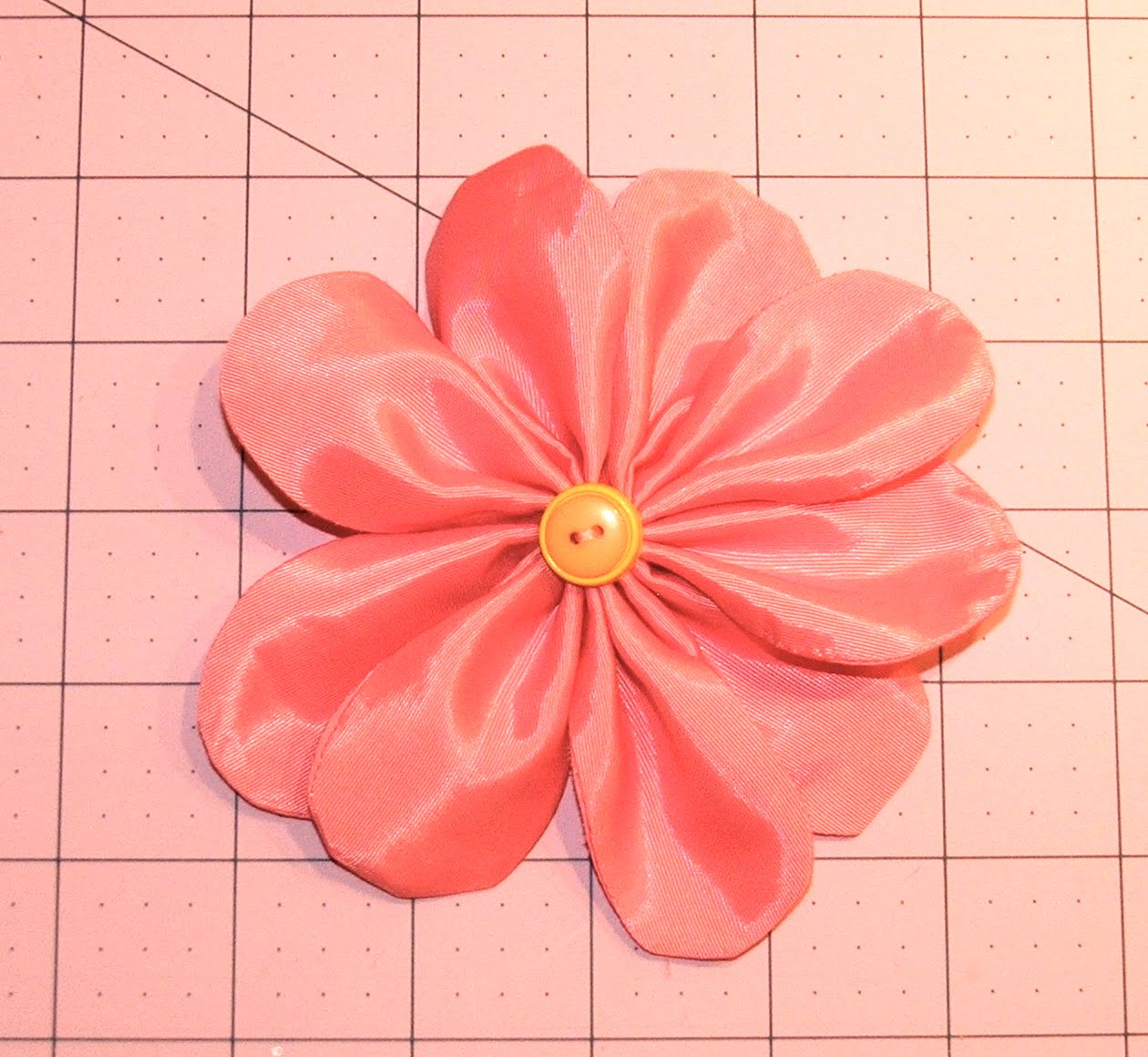 Artfully Caroline Tutorial Handmade daisy