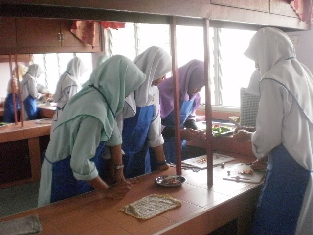 gurlzzz tgh msakkkk.....