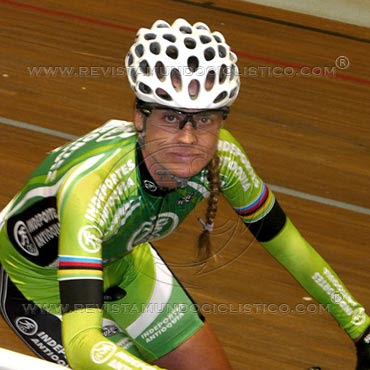 Elizabeth Agudelo y Maria Luisa Calle compiten en Francia