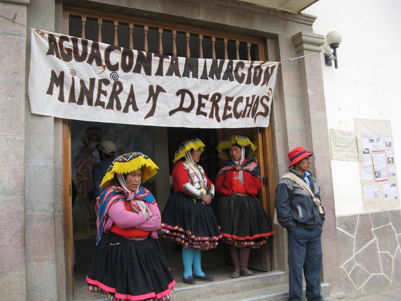 Perú: El Mendigo ya se deshizo del Banco de Oro - El polvorín