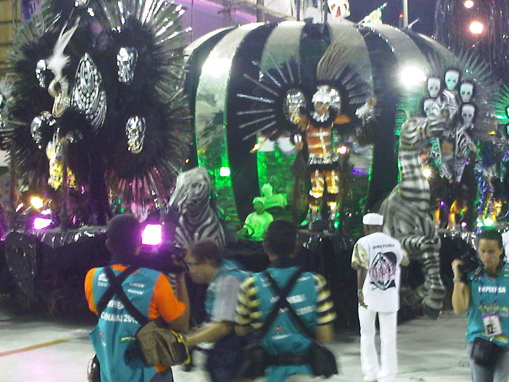 [=?utf-8?B?L0NhcnTDo28gZGUgbWVtw7NyaWEvQmxhY2tCZXJyeS9waWN0dXJlcy9JTUcwMDExNi0yMDEwMDIxMy0yMTEwLmpwZw==?=-784320]