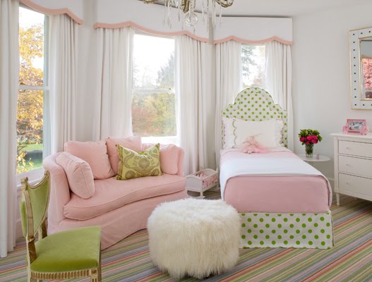 Bedroom For Girls In Pastel Colors