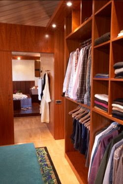 WALK IN CLOSETS WALK IN CLOSETS