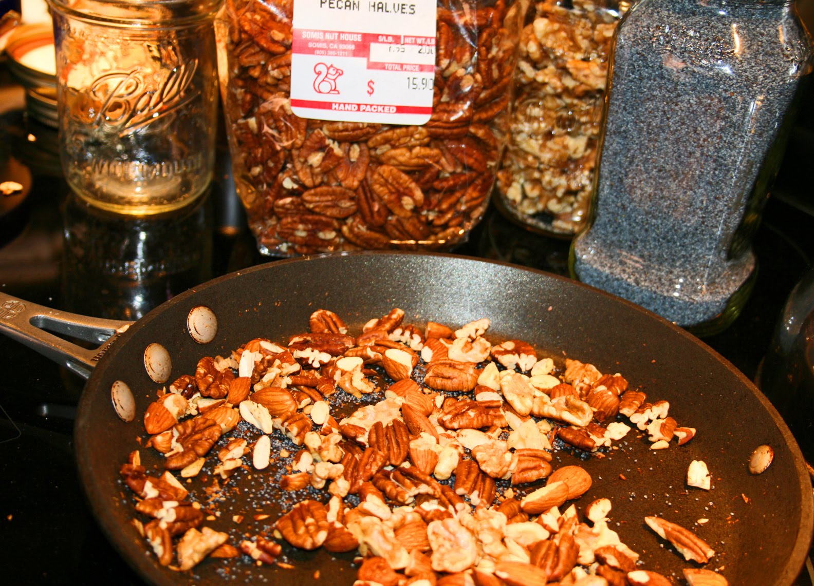 Om Chef EZ Glazed Nuts