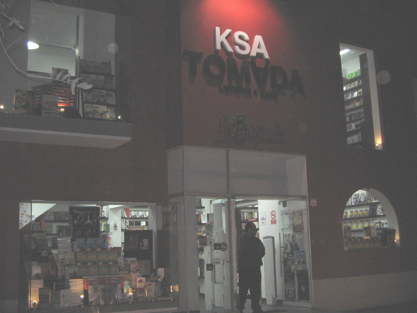 [ksa+tomada.JPG]