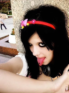 Stylish Cool Emo Girls Stylish Cool Emo Girls