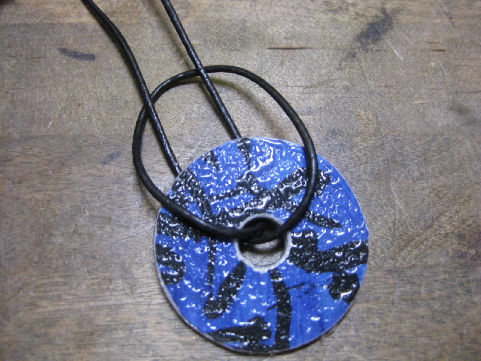 New Jewelry A Day Cold Enamel a Washer to Make a Pendant