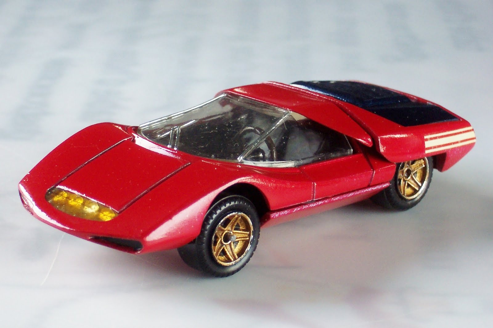 fiat abarth 2000