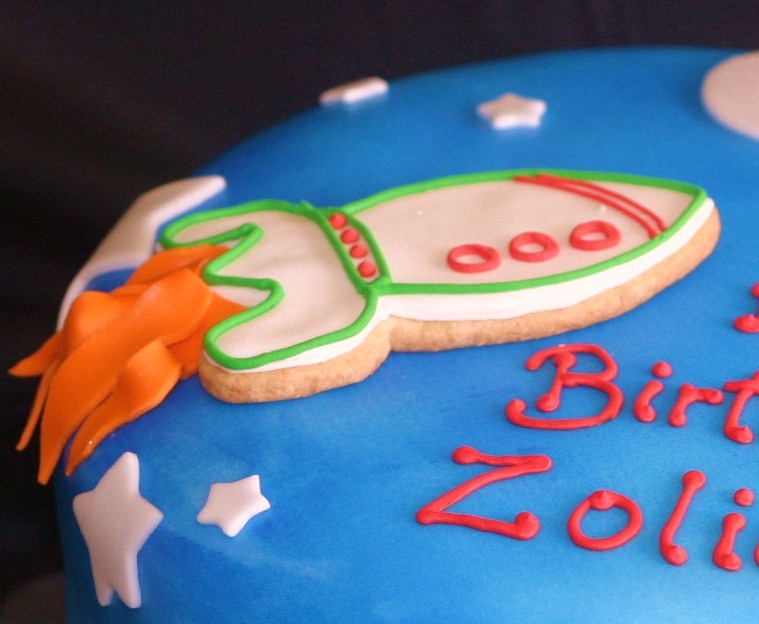 spaceship cake designs