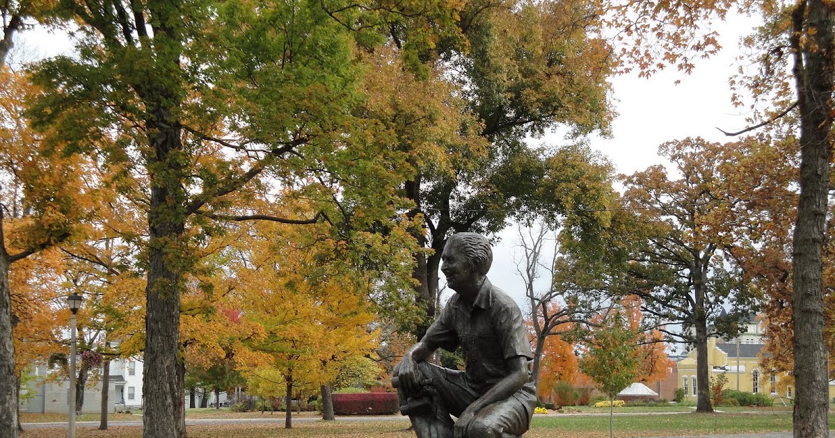 TopoftheArch CENTRAL PARK IN CARTHAGE, MISSOURI