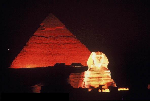 [SphinxPyramidNight_Large.jpg]