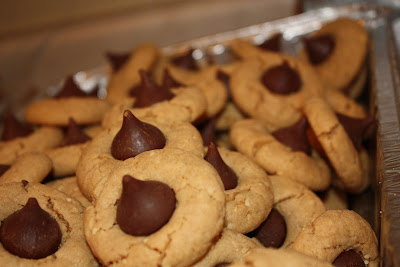 My Sister's Kitchen: Macaroons Three Ways &amp; Holiday Cookie Round Up