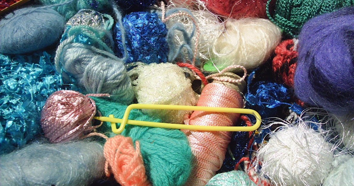 Look What I Found! Yarn Leftovers Free Coaster/Flower Crochet Pattern