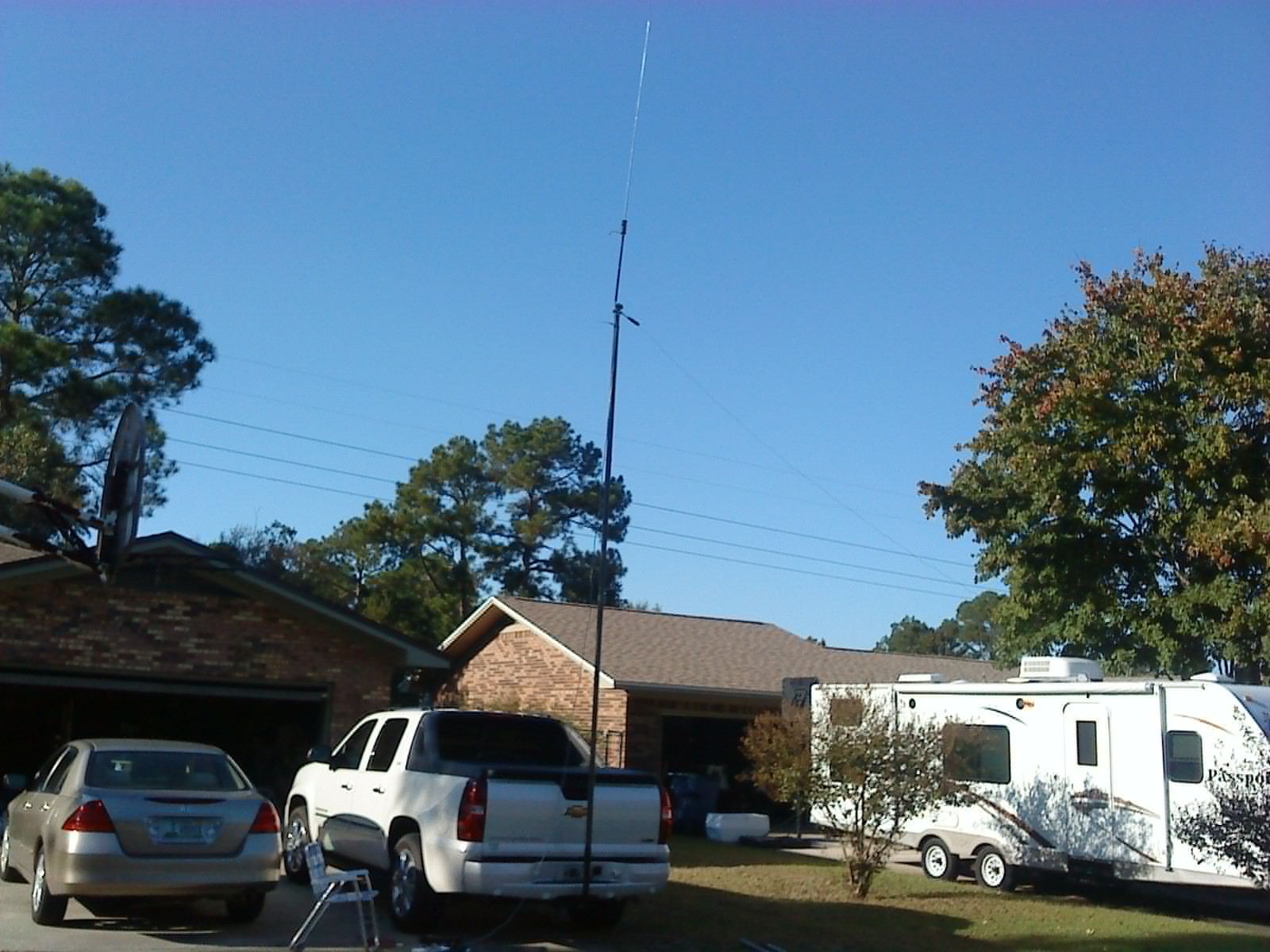 N4KGL RaDAR Portable Antennas based on hitch mount mast