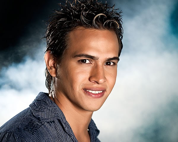 FARÁNDULA Y CRITICA TV - 2017, 18 AÑOS: CRISTIAN SUÁREZ ¿HÉROE O VILLANO?