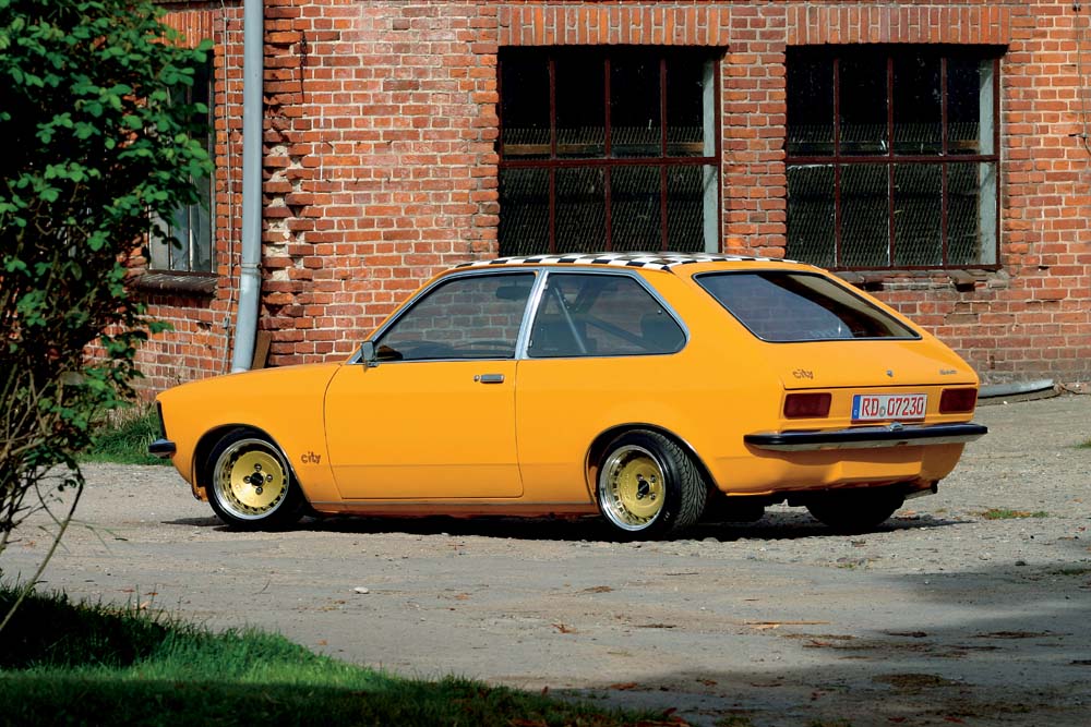 Team Wackeldackel 1977 Opel Kadett City On Ronals
