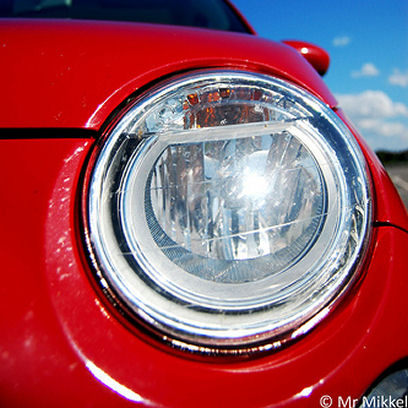 [NewFiat500_headlight.jpg]
