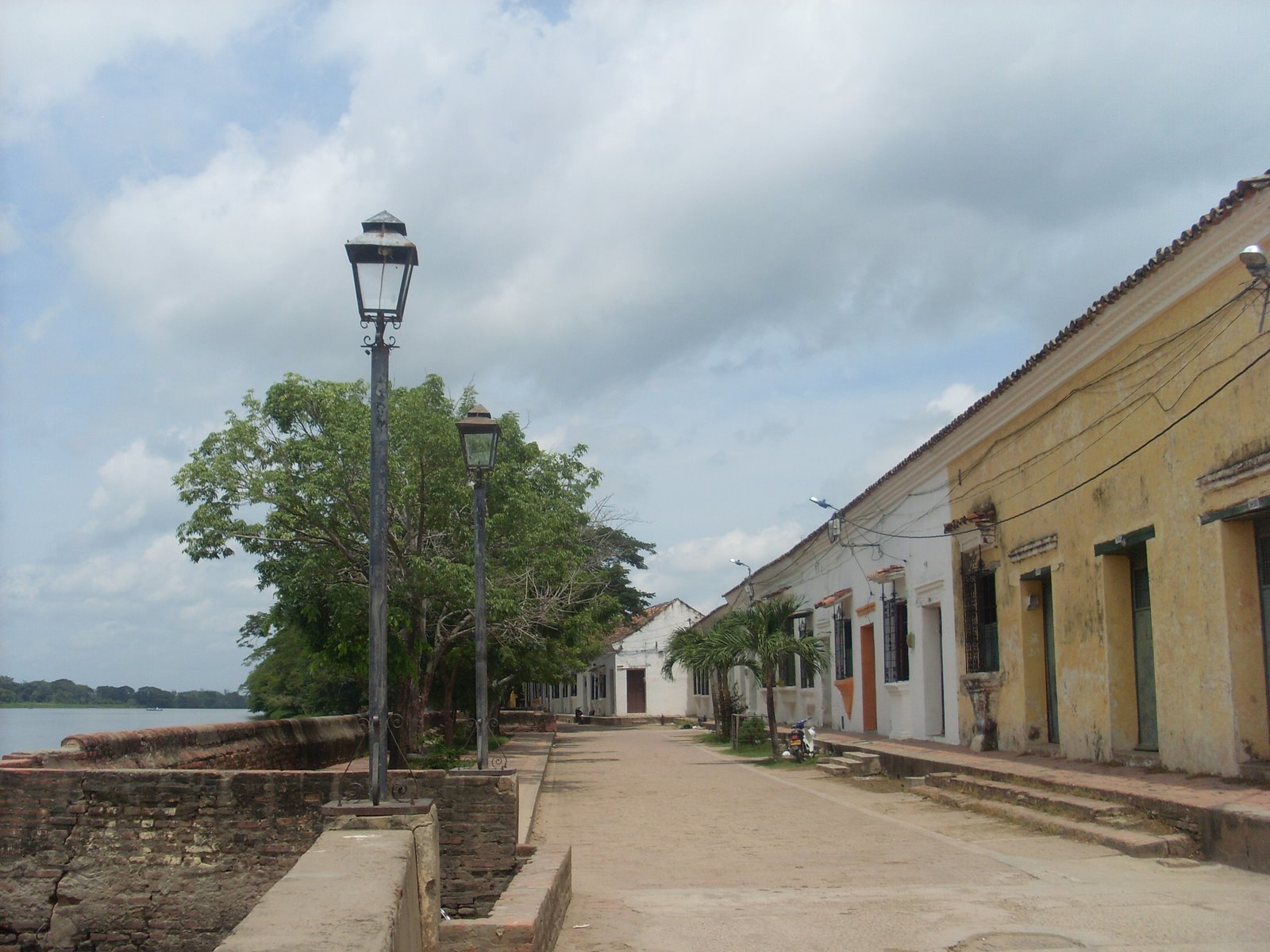 [SL372769.JPG]