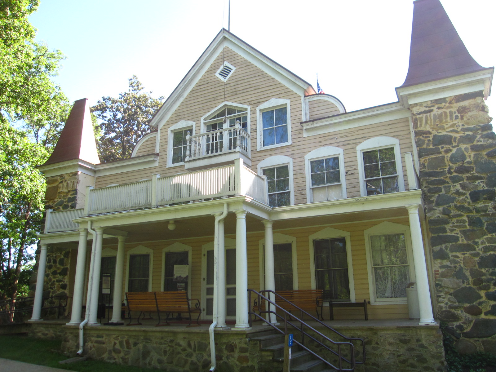 The Zuspan Adventures...Life in Washington DC Clara Barton National