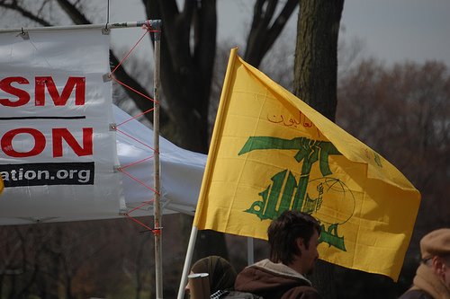 [hezbollah+flag+antiwar.jpg]