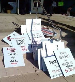 [Peters+Healthcare+Rally+Sept+09+08.jpg]