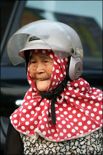 OldLadyMarketHelmet.jpg
