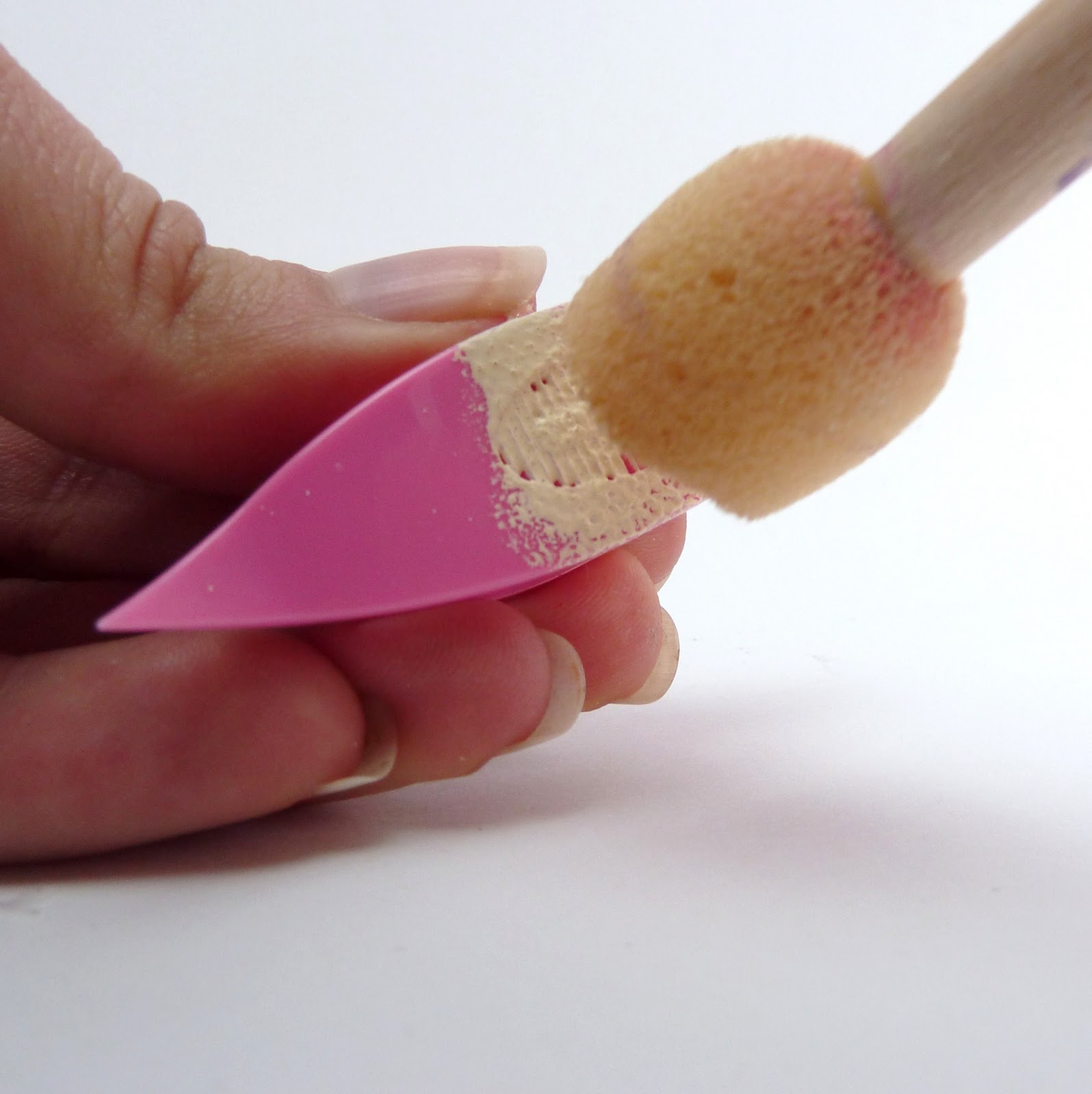 Decoromana How to decoupage a tatting shuttle? Tutorial