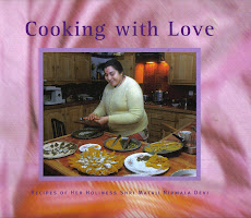 SHRI MATAJI EN LA COCINA