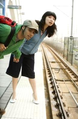 [trainlookingfor.JPG]