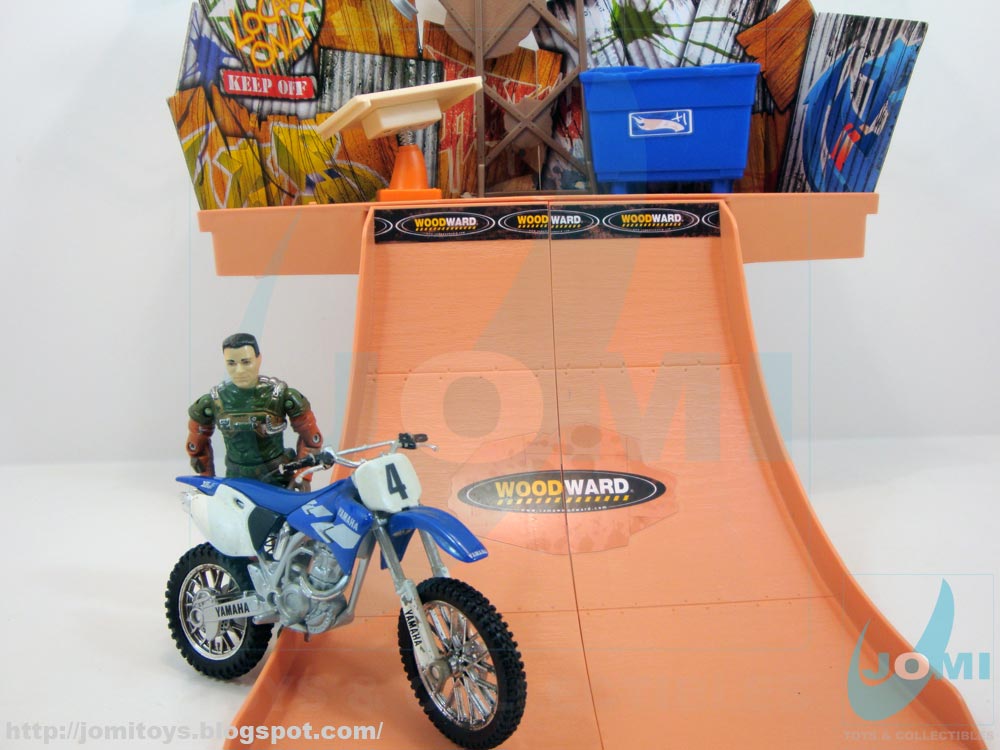 JoMi toys Hot Wheels Skate Freaks Quick Trick Skate Park