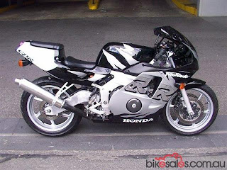 Foto CBR 250 RR