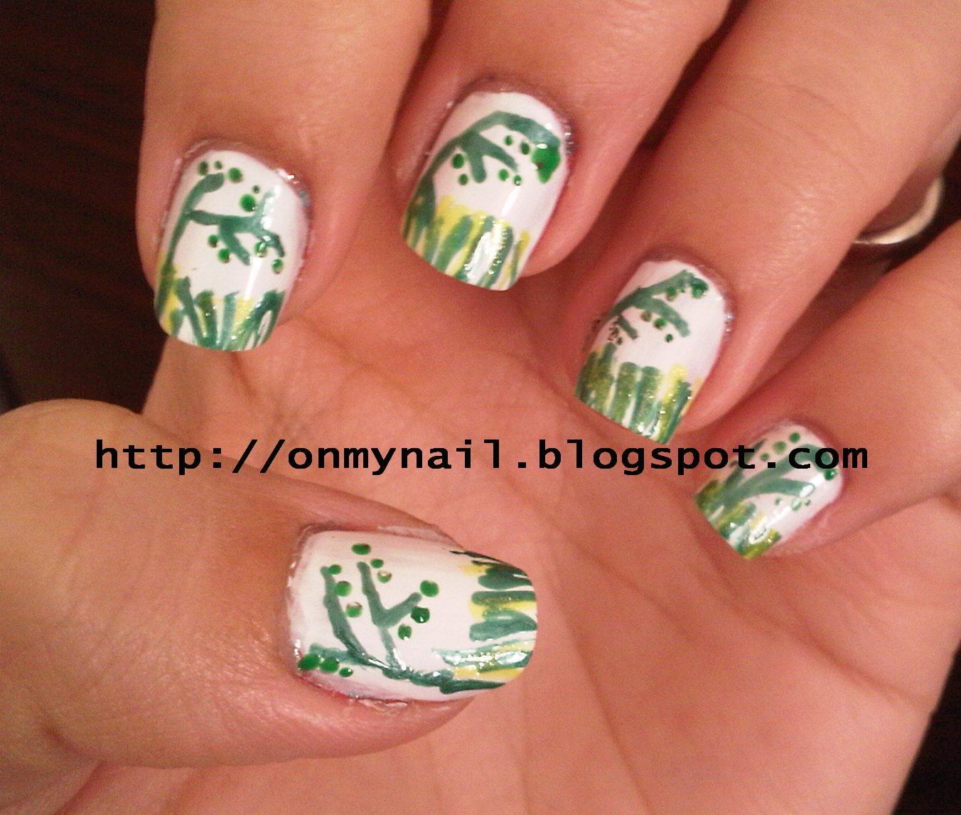 Beauty Nails Grass Land