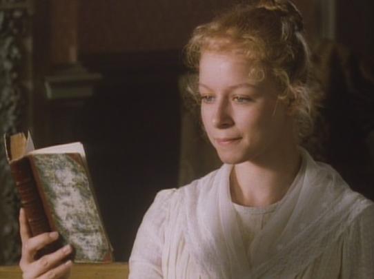 [harriet+reading.JPG]