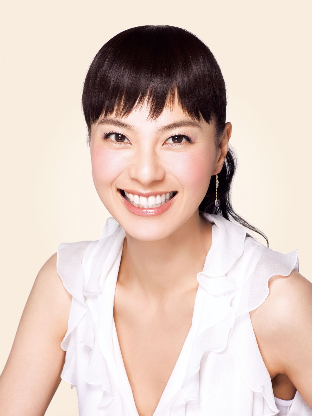 sofina aube couture spring makeup 2011 化妝