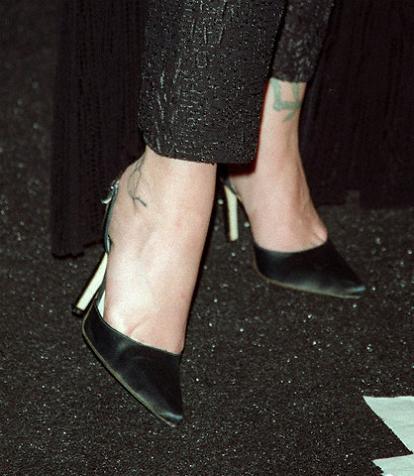 [Foot_Dragonfly_Tattoo.jpg]
