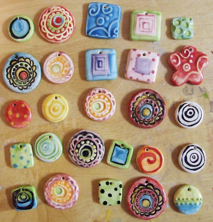 [pendantsontable.jpg]