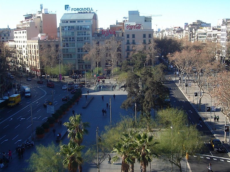 [universitat.JPG]