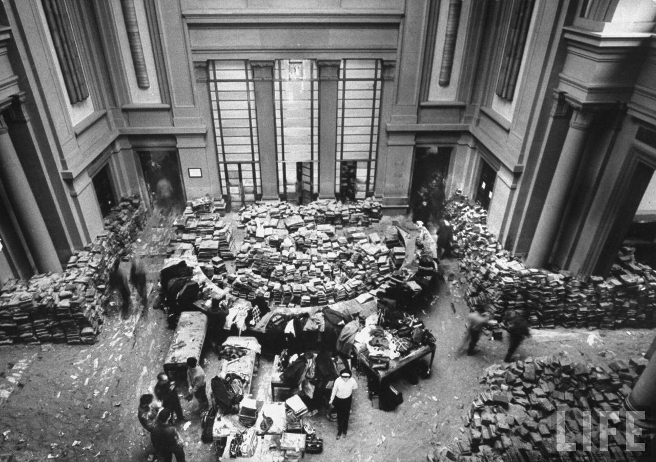 [David+Lees+-+Flood+Damaged+Books.jpg]