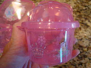 Covered lidded bowl with princess design