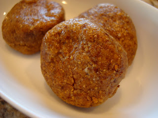 Close up of one cookie in white dish