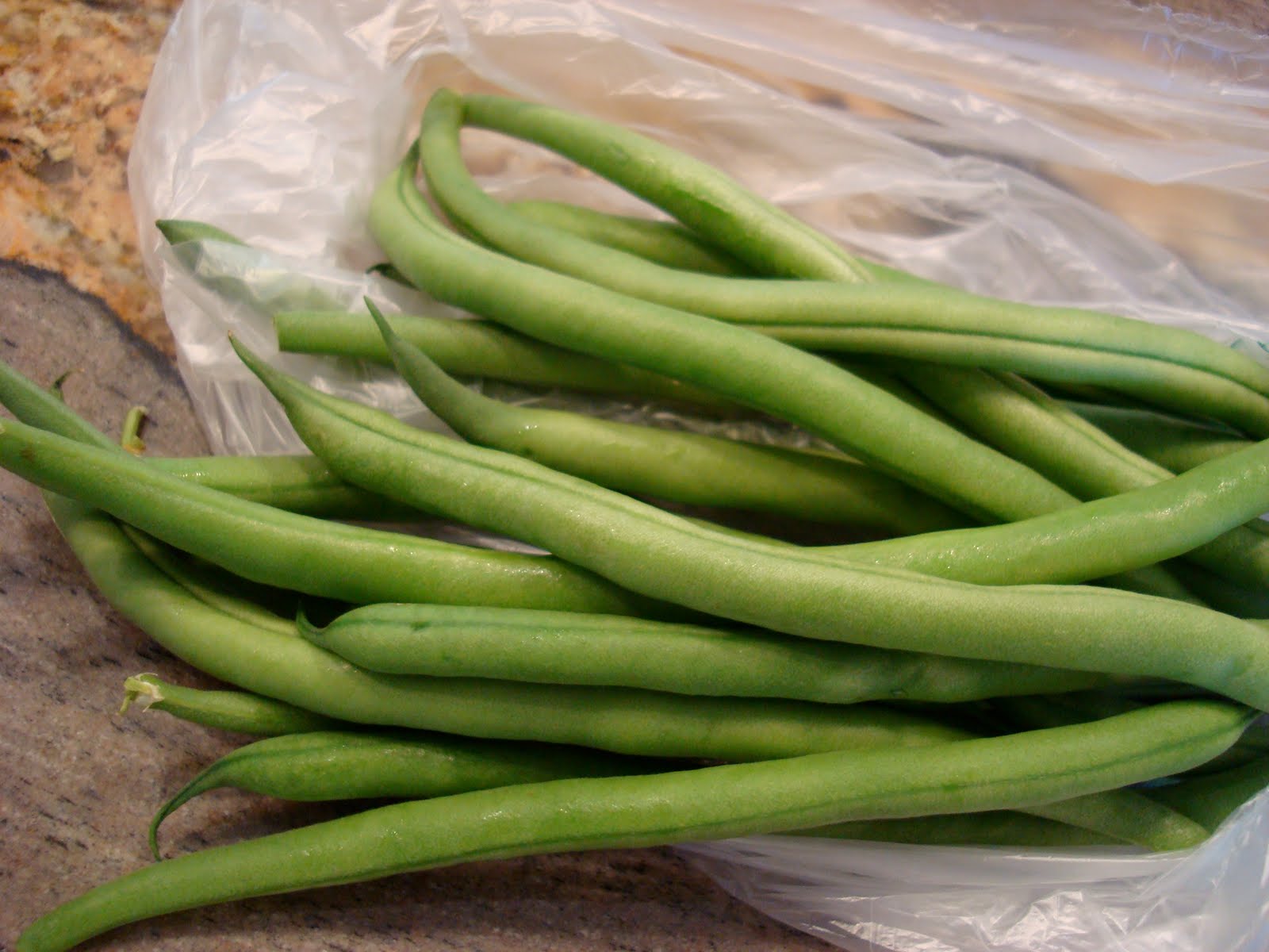 Toxic Beans, Vegan Vanilla Softserve Averie Cooks