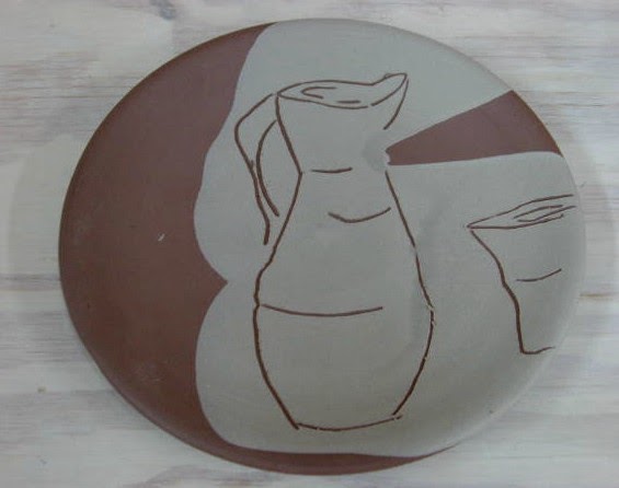 [slip_plate_pitcher.jpg]