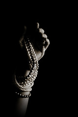 [pearls.jpg]