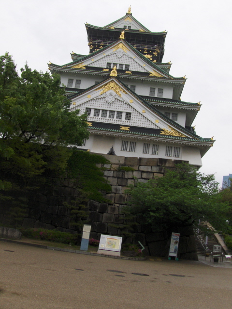 [--Osaka+Castle+HPIM1626.jpg]