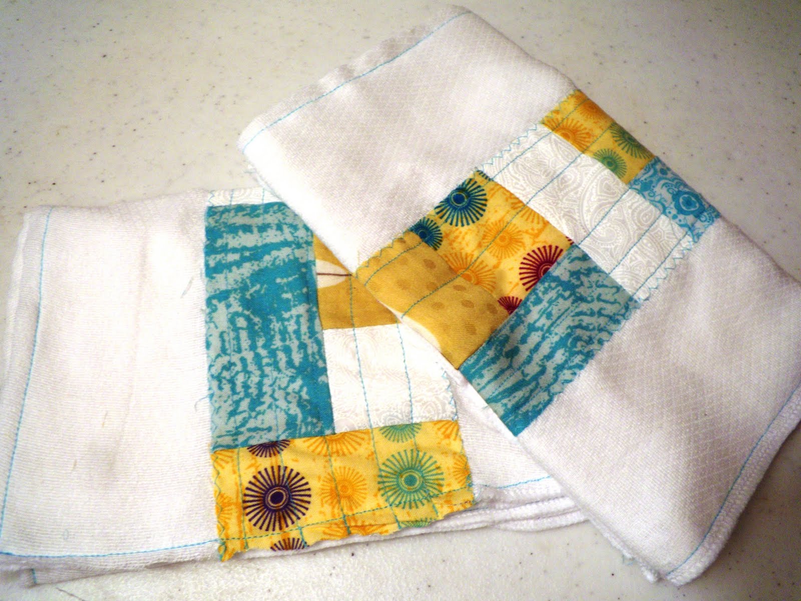 My Own Road Quilted bibs and burp cloths tutorial!