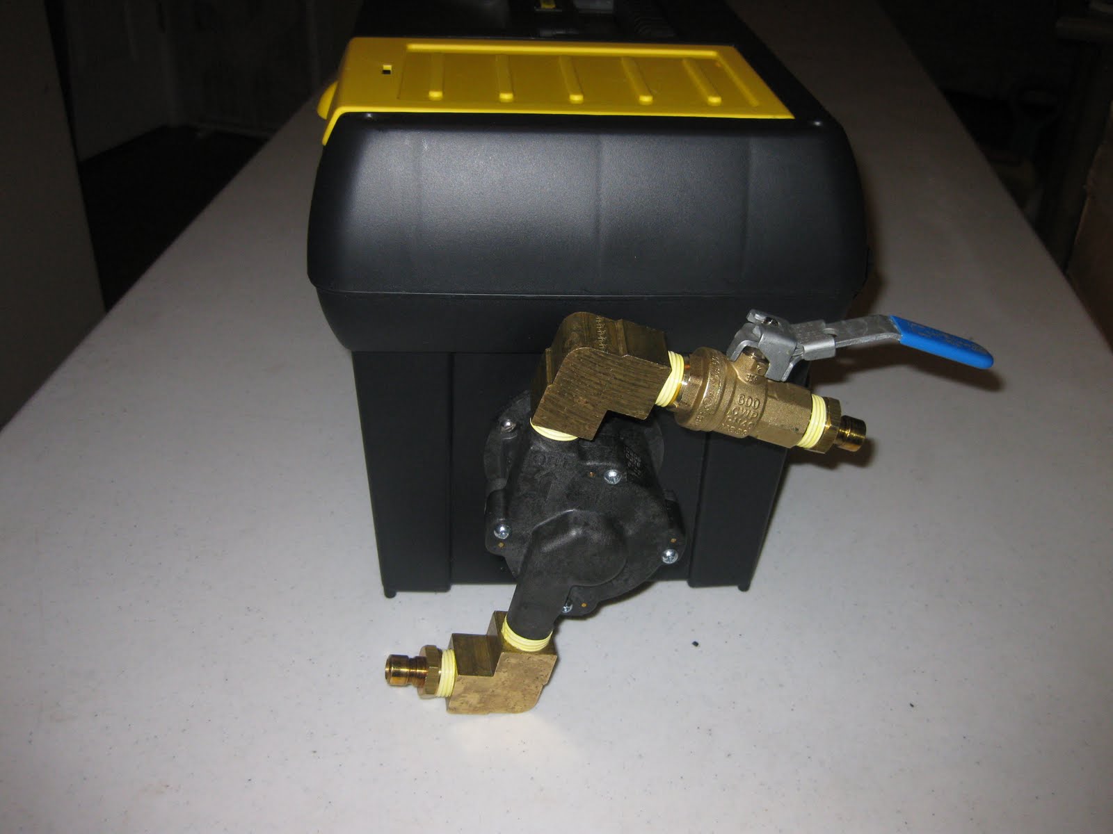 Wort Pump in a Toolbox 3 Build Steps