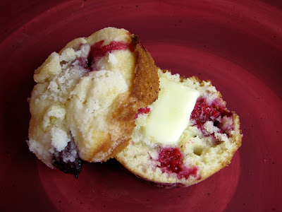 Lemon and Raspberry Muffins with Streusel Topping